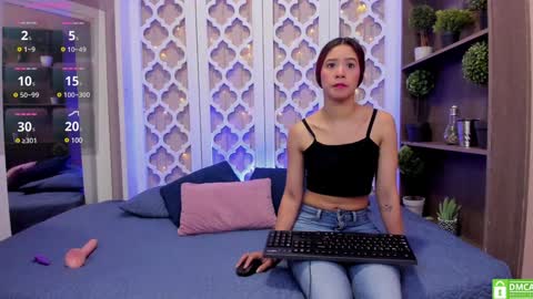 Snapshot of adelaa_11 chatting on January 2025 12:04:02 PM Adela Worsth online show from January 2025 12:04:02 PM