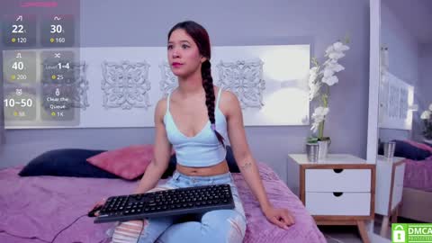 Snapshot of adelaa_11 chatting on February 2025 12:14:02 PM Adela Worsth online show from February 2025 12:14:02 PM