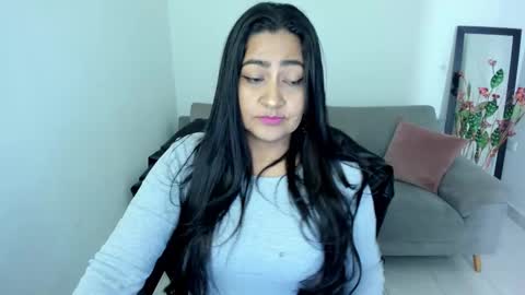 Carolina online show from September 2025 10:59:01 AM