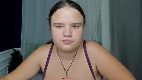 adelecruzz online show from September 2025 12:10:01 PM