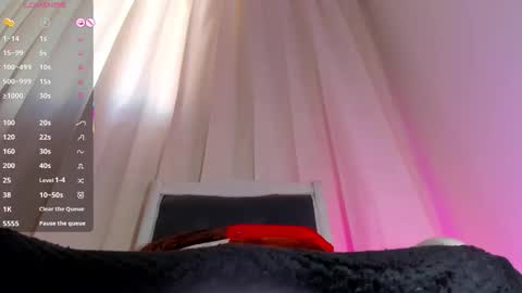 adelinaconte1 online show from November 2025 01:22:04 PM