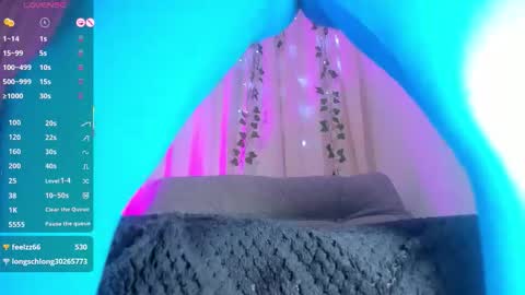 adelinaconte1 online show from December 2025 01:28:02 PM