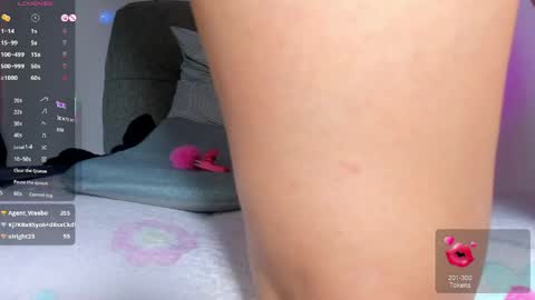 adelinaconte1 online show from May 2026 11:23:04 PM