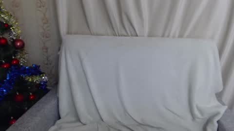 Snapshot of adelinalawson chatting on January 2025 04:04:01 PM adelinalawson online show from January 2025 04:04:01 PM