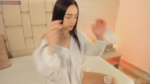 Snapshot of adelinewhite1 chatting on May 2026 12:24:02 PM adeline online show from May 2026 12:24:02 PM