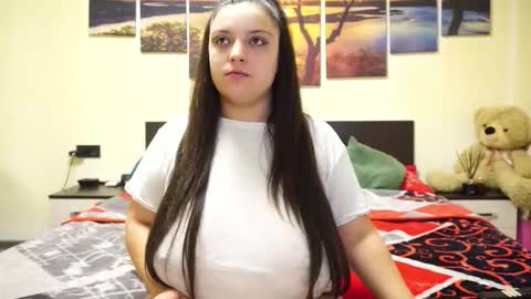 Adellineee online show from January 2026 10:03:01 PM