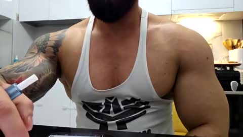 Adonis online show from October 2025 11:46:01 PM