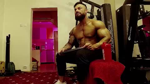 Adonis online show from February 2026 07:53:02 PM