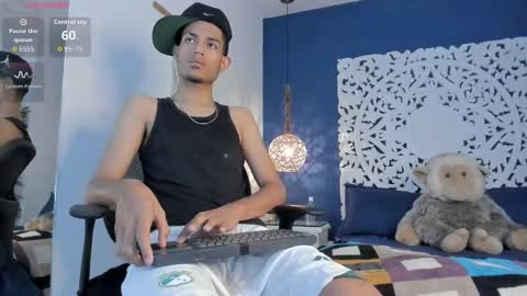 adonis_wb online show from September 2025 09:43:02 AM