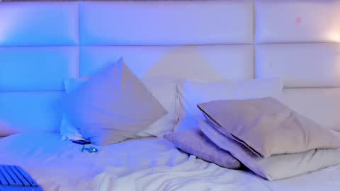 Adonis  online show from March 2025 06:01:02 PM