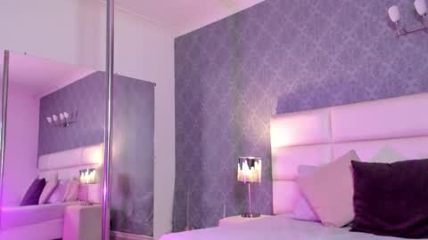 Adonis  online show from November 2025 08:42:02 PM