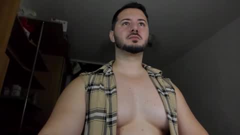 Adonis Steel online show from November 2025 04:31:02 PM