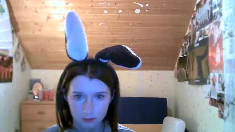 Snapshot of adorable_sparkle chatting on February 2025 07:28:01 PM adorable_sparkle online show from February 2025 07:28:01 PM