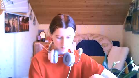 Snapshot of adorable_sparkle chatting on February 2025 01:33:01 PM adorable_sparkle online show from February 2025 01:33:01 PM