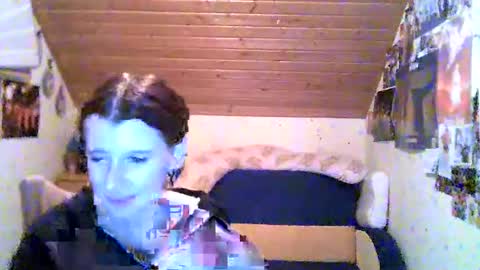 Snapshot of adorable_sparkle chatting on March 2025 07:28:01 PM adorable_sparkle online show from March 2025 07:28:01 PM