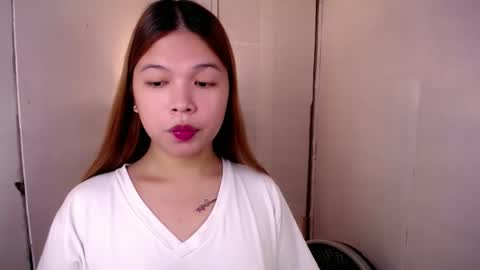 adorabletsforyouxx online show from February 2025 05:09:01 PM