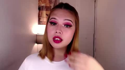 adorabletsforyouxx online show from October 2025 06:39:02 PM