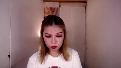 adorabletsforyouxx online show from November 2025 03:12:01 PM