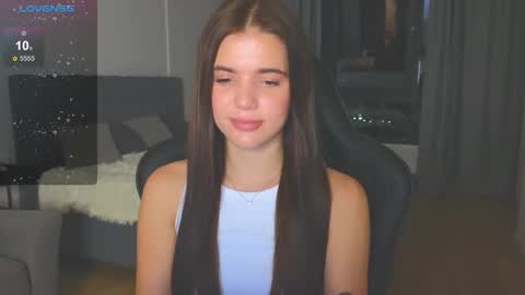 Snapshot of adri_dream chatting on September 2025 07:46:02 PM Adriana online show from September 2025 07:46:02 PM