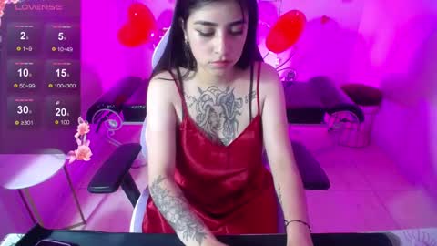 Adri  online show from February 2025 06:26:02 AM