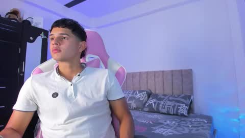 Snapshot of adrian_prime_ chatting on March 2026 07:20:02 PM ADRIAN online show from March 2026 07:20:02 PM