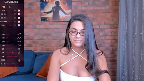 Snapshot of adriana1_ chatting on October 2025 06:17:02 PM Adriana online show from October 2025 06:17:02 PM