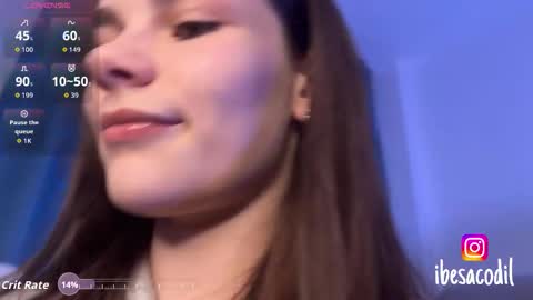 Adri online show from September 2025 08:23:02 PM