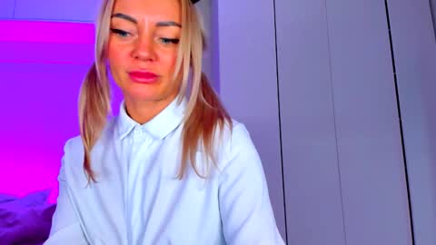 Adriana online show from February 2026 02:49:02 PM