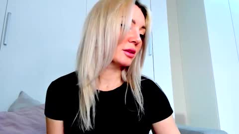 Adriana online show from February 2026 03:23:02 PM