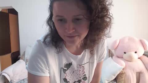 Snapshot of adriana_elvis chatting on January 2026 12:20:02 PM adriana online show from January 2026 12:20:02 PM