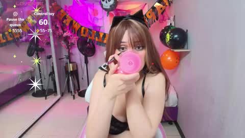 Snapshot of adriana_miller chatting on October 2025 12:07:02 PM Adri online show from October 2025 12:07:02 PM