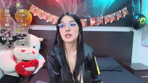 Snapshot of adriana_miller chatting on November 2025 12:13:01 AM Adri online show from November 2025 12:13:01 AM