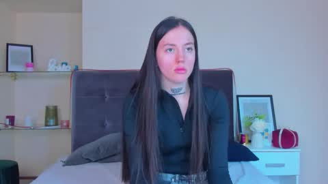 Adriana online show from February 2026 01:11:02 PM