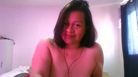 adrianagogo18 online show from October 2025 12:58:01 PM