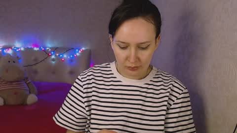 Snapshot of adrianakuiper chatting on February 2025 02:07:01 AM Adriana online show from February 2025 02:07:01 AM