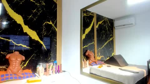 Snapshot of adrianavegga chatting on February 2026 03:25:02 AM Adriana online show from February 2026 03:25:02 AM