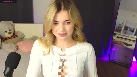 Snapshot of adrianawow1 chatting on March 2025 09:27:02 PM adrianawow1 online show from March 2025 09:27:02 PM