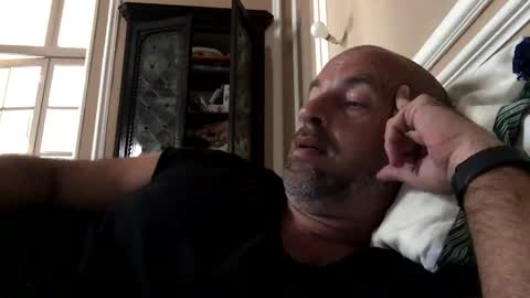 adrienfromparis online show from October 2025 11:29:01 AM