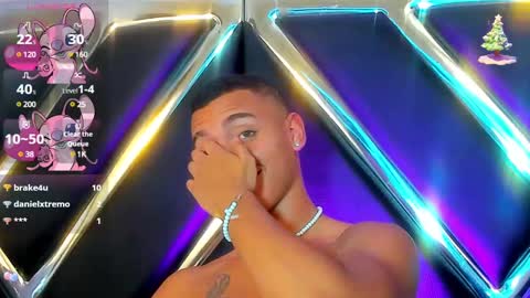 Adrian Lopez online show from December 2024 10:49:02 PM