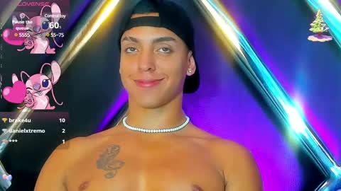 Adrian Lopez online show from December 2024 02:37:02 AM