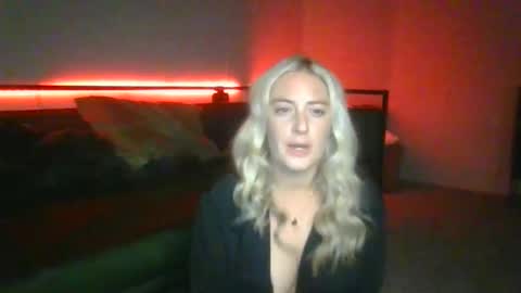 adventureswithsmitty online show from December 2025 05:12:02 AM