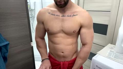 Mrrfitt online show from November 2025 04:57:02 PM