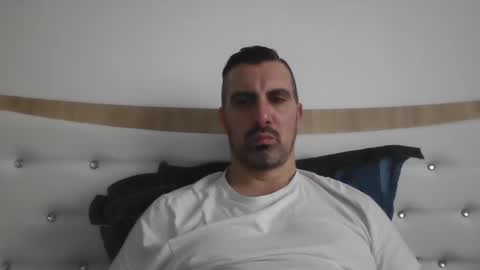 Adrian online show from February 2026 12:45:02 PM