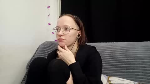 Snapshot of aelita_night chatting on January 2025 05:59:01 PM aelita_night online show from January 2025 05:59:01 PM