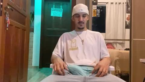 Luci online show from September 2025 03:29:01 AM