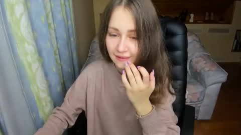 Afina online show from November 2025 07:13:02 AM