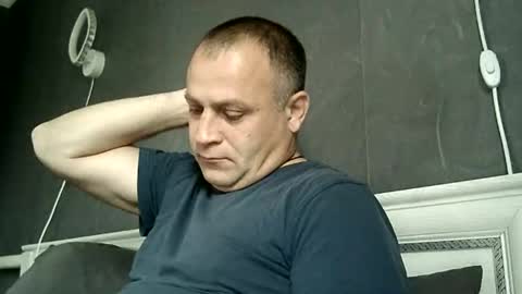 Sasha online show from November 2025 06:46:02 AM