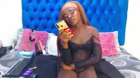 Snapshot of africanbrownskingoddes chatting on February 2025 03:01:01 AM africanbrownskingoddes online show from February 2025 03:01:01 AM