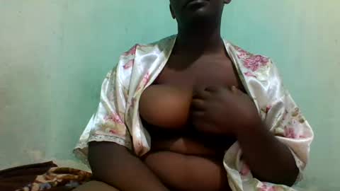Snapshot of africangal6677 chatting on June 2026 11:47:01 PM africangal6677 online show from June 2026 11:47:01 PM