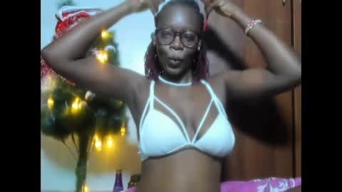 Snapshot of afro_pop chatting on December 2024 02:35:02 AM Leah online show from December 2024 02:35:02 AM